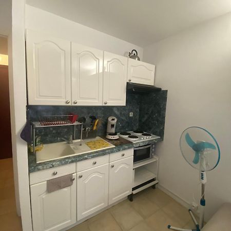 Joli Studio Neuf Av Terrasse A 50 M De La Mer Et Gare روكوبرُن كاب مارتي المظهر الخارجي الصورة