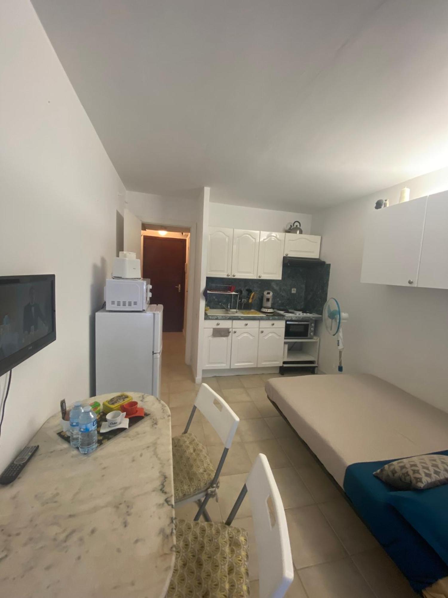 Joli Studio Neuf Av Terrasse A 50 M De La Mer Et Gare روكوبرُن كاب مارتي المظهر الخارجي الصورة