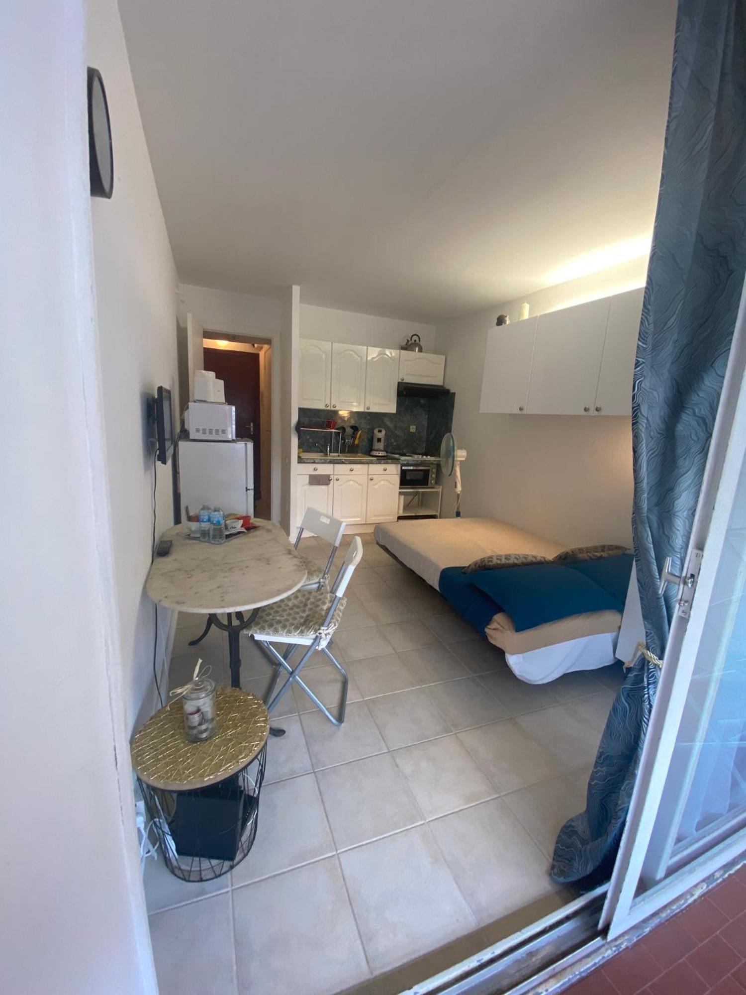 Joli Studio Neuf Av Terrasse A 50 M De La Mer Et Gare روكوبرُن كاب مارتي المظهر الخارجي الصورة